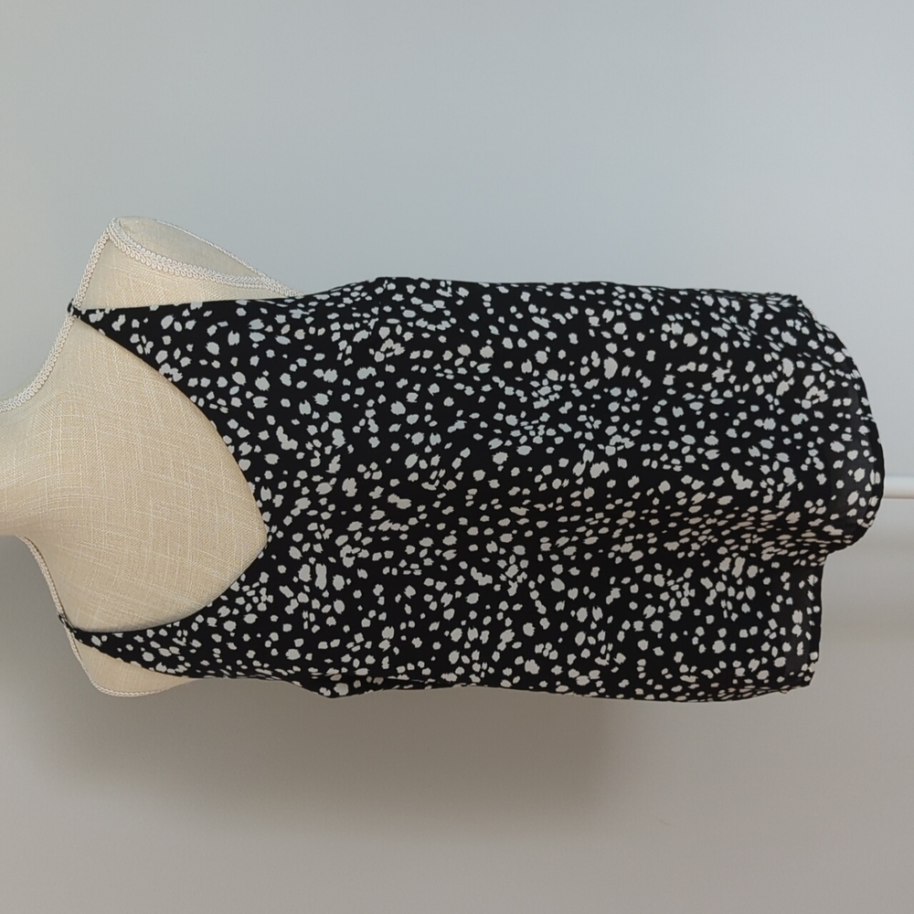Black and white polka. V-neck adjustable layering tank size small